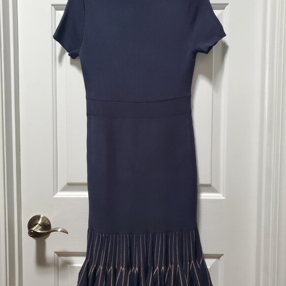 French Connection Beth Ruffle Hem Knitted Dress | Size 4 - Picture 3 of 7